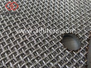 Multi-layer sintered wire mesh